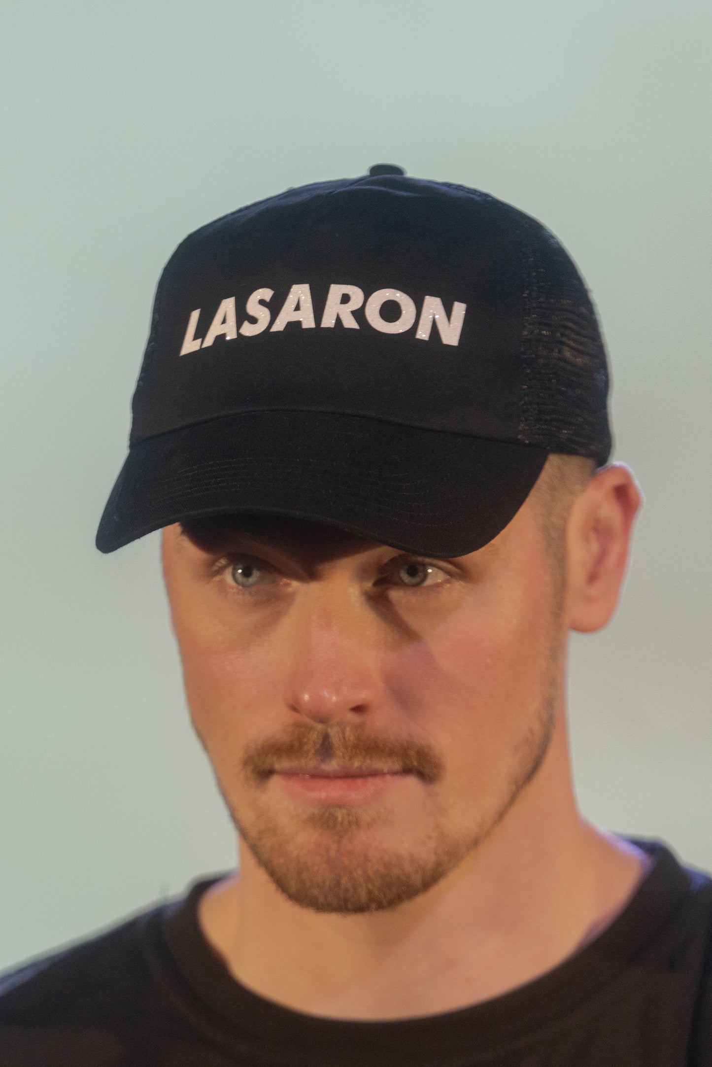 Lasaron Caps - Kvit skrift